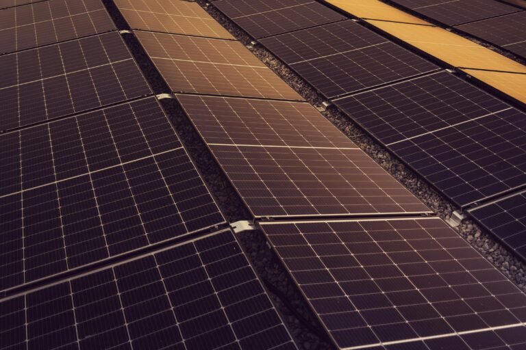 Australia’s Solar Energy Innovation Sets New Efficiency Record